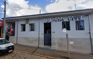 Polícia Civil cumpre mandado de busca e apreensão em casa de treinador suspeito de pedofilia em Piraju