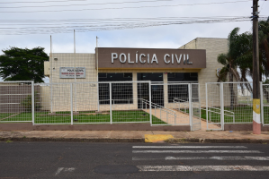 Polícia Civil investiga homem suspeito de abusar sexualmente do filho adolescente em Avaré