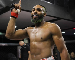 Ex-UFC Cláudio Ribeiro é preso em flagrante suspeito de agredir a esposa em Várzea Paulista