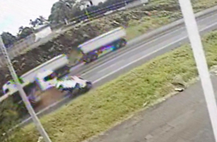 Vídeo mostra momento do acidente que envolveu vários veículos em rodovia de Marília